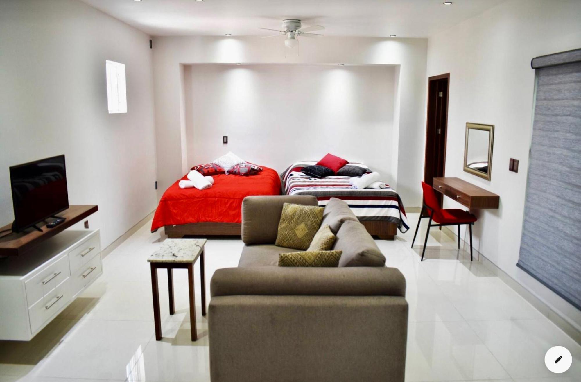 En El Centro 3 Hermoso Loft Familiar Ac Wifi 300 Mbps Aguascalientes Bagian luar foto