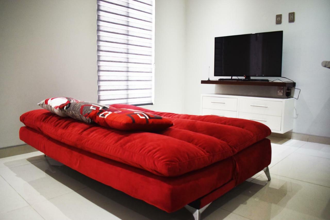 En El Centro 3 Hermoso Loft Familiar Ac Wifi 300 Mbps Aguascalientes Bagian luar foto